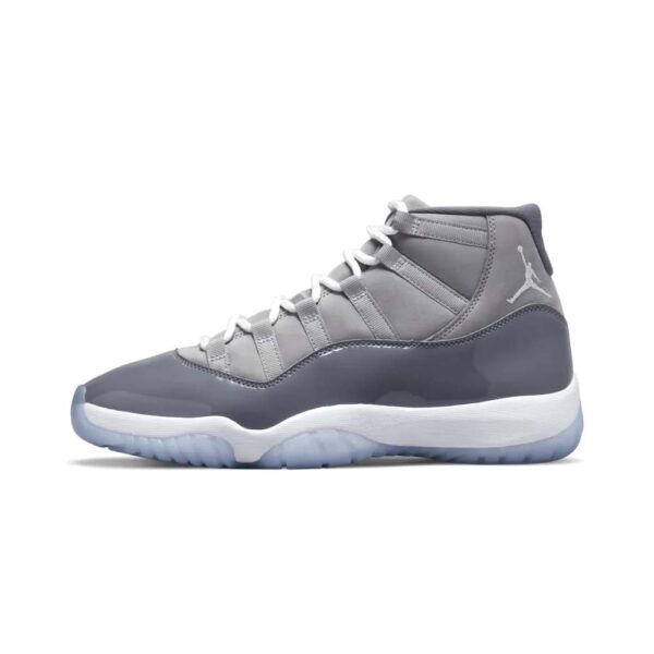 AJ 11 Retro COOL GREY : un style épuré