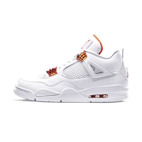 Les nouveaux AJ 4 en orange métallisé