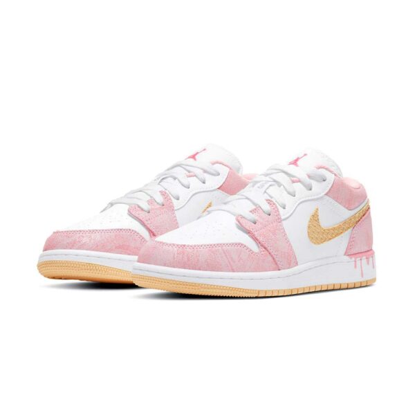 La AJ1 Low SE (GS) Arctic Punch est arrivée – Image 2
