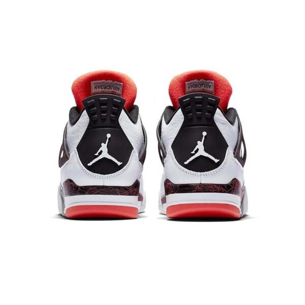 Voici l'AJ 4 Retro 'Crimson Tint' - Un classique moderne – Image 4