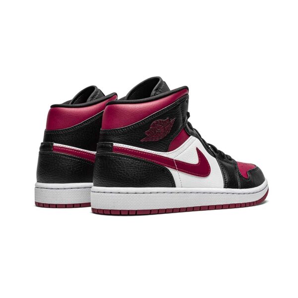 Bout moyen rouge AJ1 – Image 3