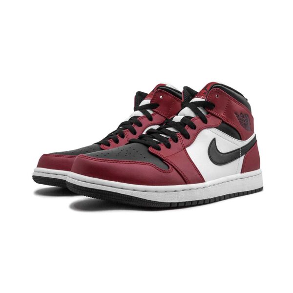 AJ 1 Mid 'Chicago Black Toe' - Classic Sneaker – Image 2
