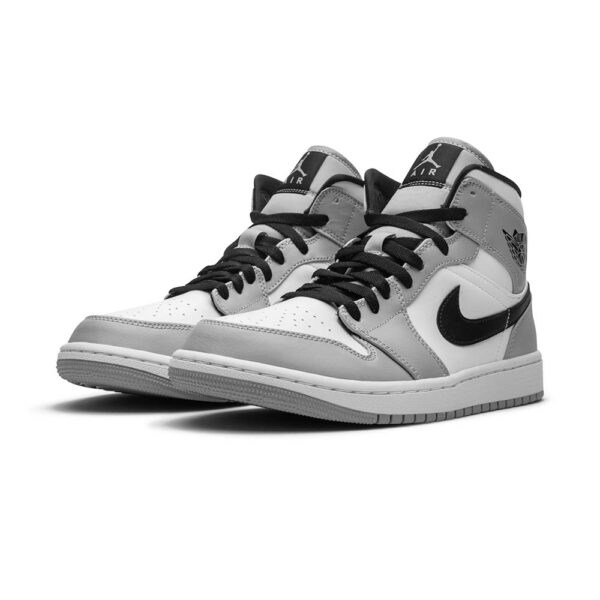 AJ 1 Mid 'Light Smoke Grey' - Élégant et stylé – Image 2