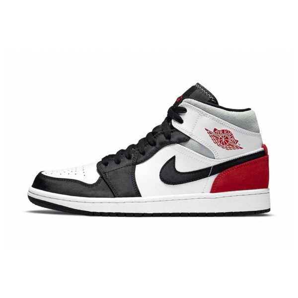 AJ 1 Mid SE 'Red/Black Toe' (pointe rouge/noire)