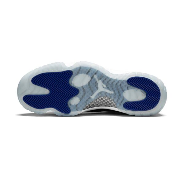 L'AJ 11 Low IE 'Space Jam' (en anglais) – Image 5