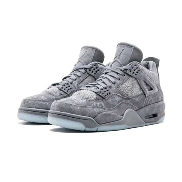 KAWS x AJ 4 Retro – Image 2