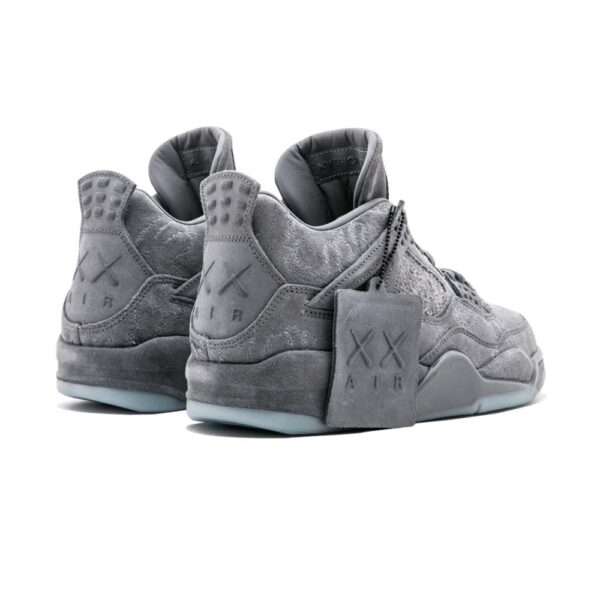 KAWS x AJ 4 Retro – Image 3