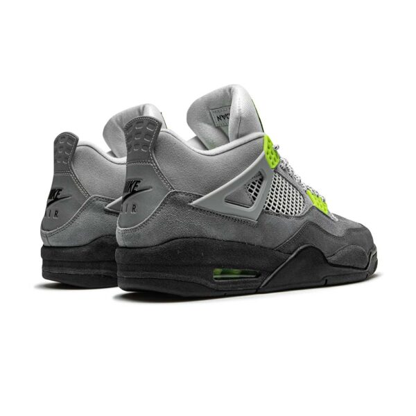 AJ 4 SE Retro inspiré du néon – Image 3